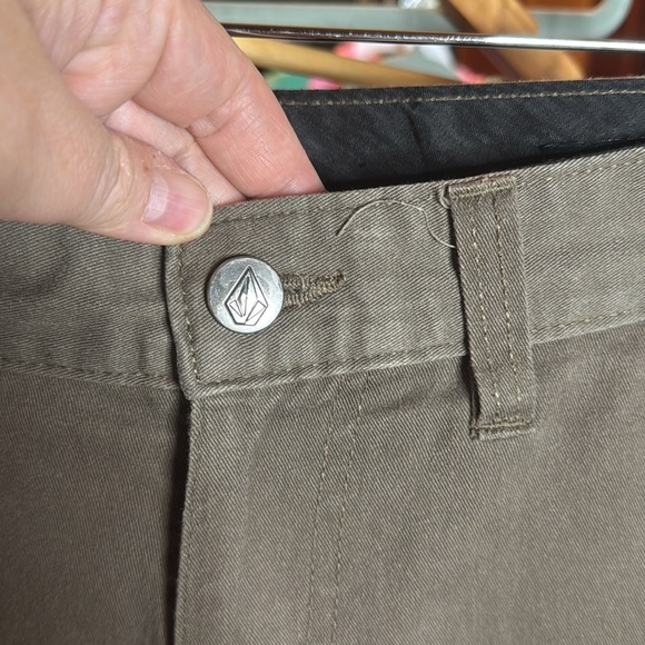 Volcom True to This Men’s Mushroom Khaki Chino Pants Size 30 - Picture 3 of 11
